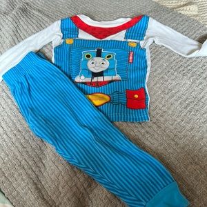 - Thomas &. Friends pjs